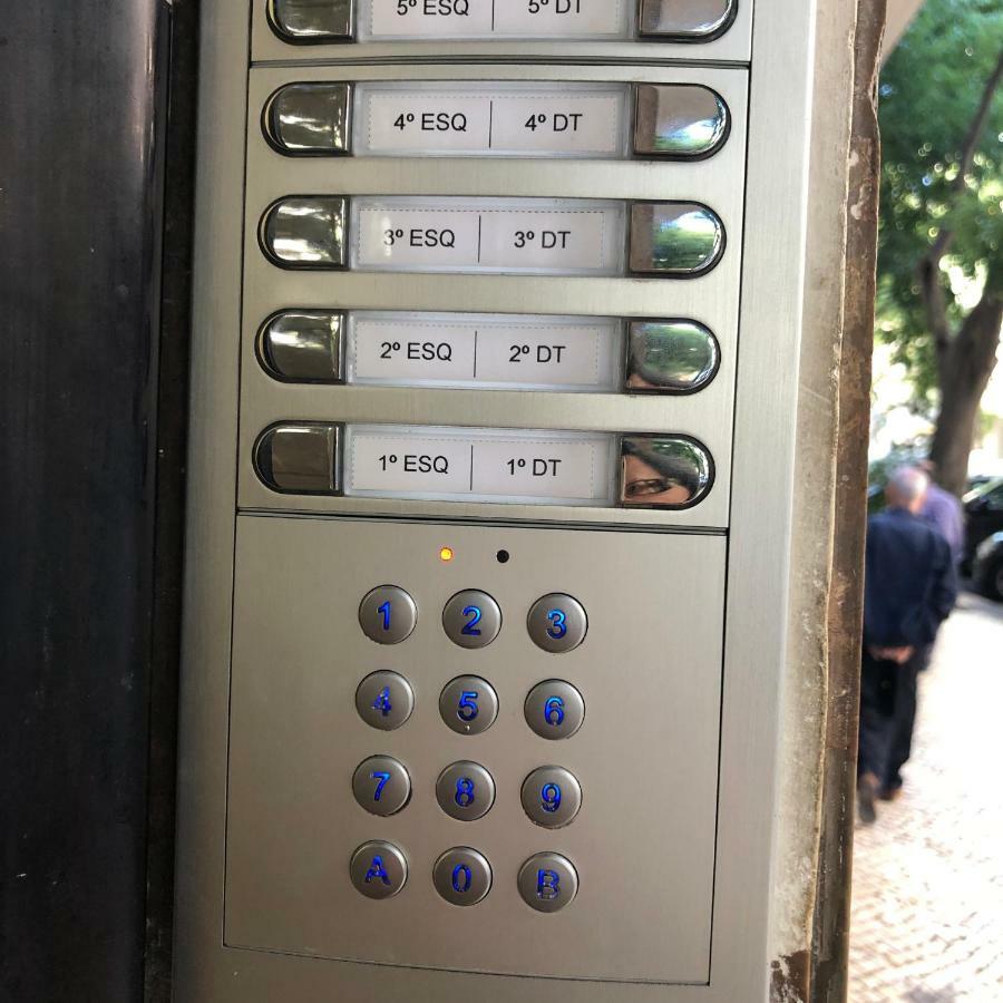 99 Flowers Flat Lisboa Εξωτερικό φωτογραφία